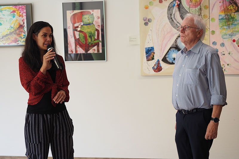 Rede von Sandra Roser der Kunsttherapeutin